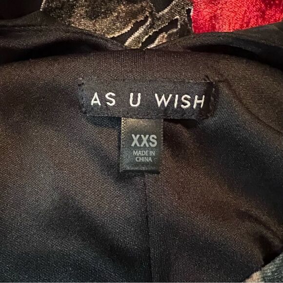 NWT! As U Wish floral velvet sleeveless dress - Picture 6 of 10